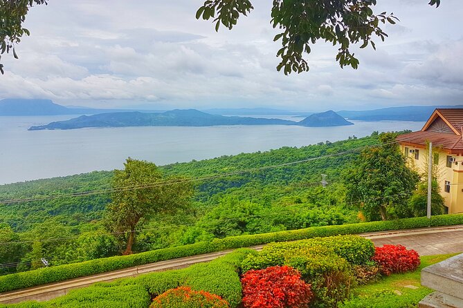 Discover Tagaytay's Countryside: Half-Day Sightseeing Tour - People’s Park in the Sky and the jeepney climb
