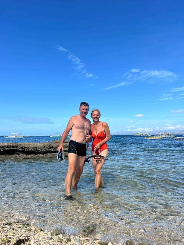 Dumaguete Apo Island Snorkel with turtle Tour - What the $117 price really covers