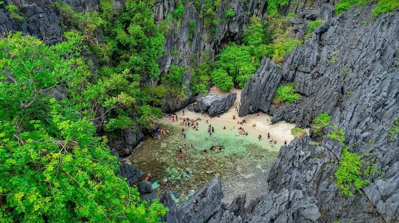 El Nido: Island Hopping and Snorkeling Private Boat Tour C - What to pack for a more comfortable day