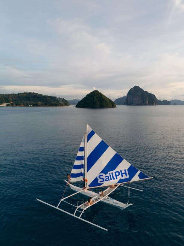 El Nido Islands: Shared Paraw Day Sailing with Lunch - What the Paraw ride adds to the day
