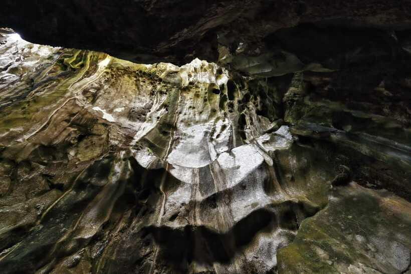 El Nido: Private/Exclusive Island Hopping Tour B BEST PRICE! - Cudugnon Cave: the most adventurous stop