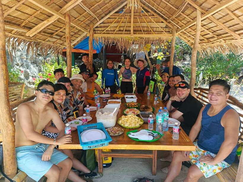 El Nido: Private Tour B with Snake Island and Caves - What to pack for a seven-hour island day