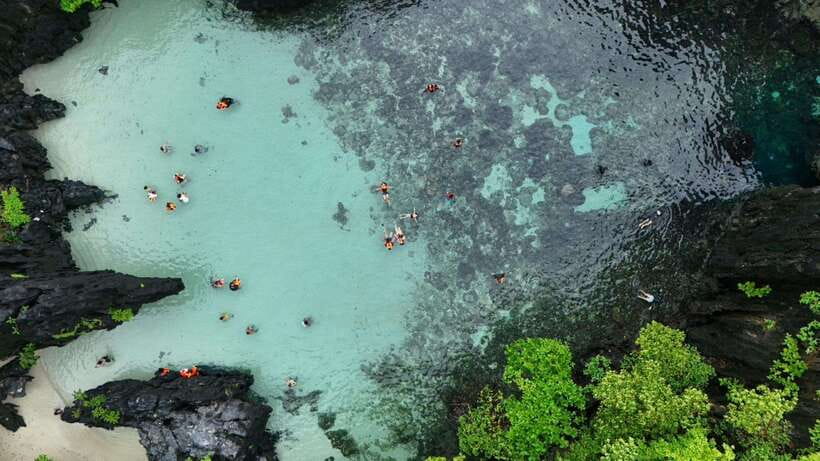El Nido:Private Tour D with Highlights Small & Cadlao Lagoon - Pasandigan and Serenity offer slower beach time