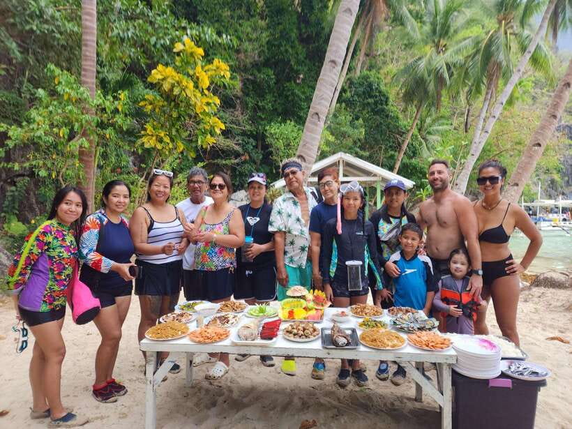 El Nido Tour A - What to wear and pack for the boat day