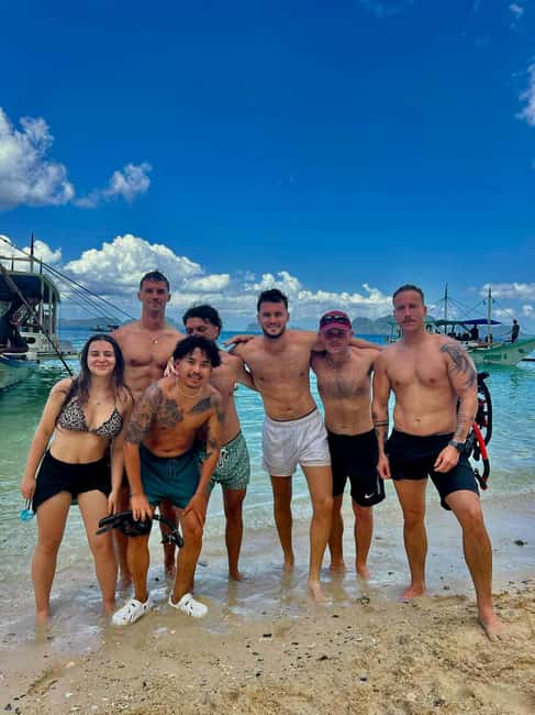 El Nido Tour C: Explore Hidden & Secret Beach Adventure - Helicopter Island: white sand and easy reef time