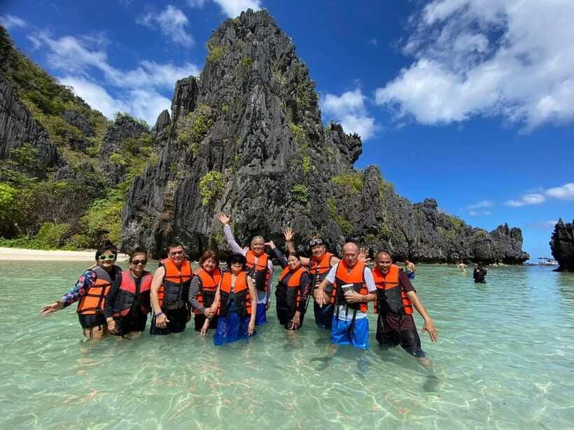 El Nido Tour C: Explore Hidden & Secret Beach Adventure - Hidden Beach and Talisay Beach: where lunch fits in