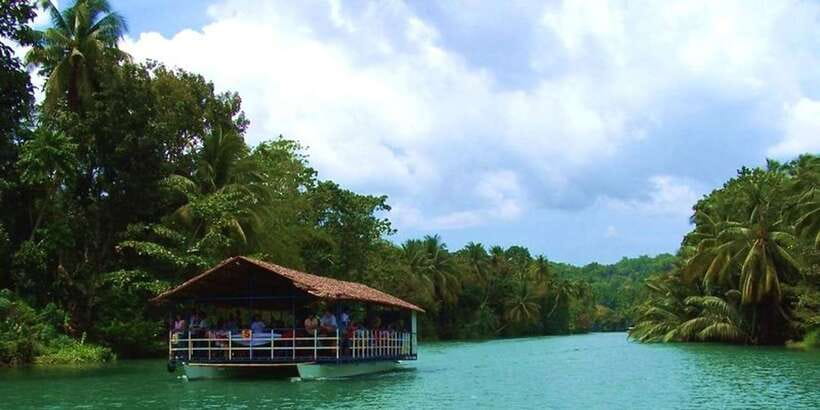 From Bohol & Panglao Island: Full-Day Bohol Tour - Baclayon Church and the question of the church stop