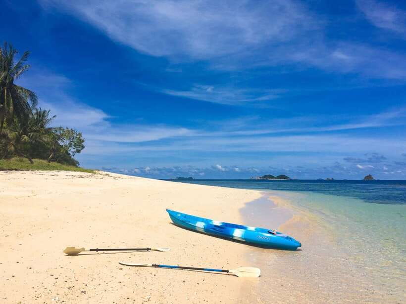 From Coron: Twin Lagoon and Skeleton Wreck Cruise with Lunch - Kayangan Lake and the climb to clear water