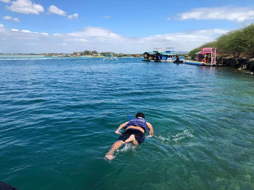 From Manila: Little Boracay Beach w/ Floating Bamboo Cottage - Snorkeling in the Starfish Sanctuary