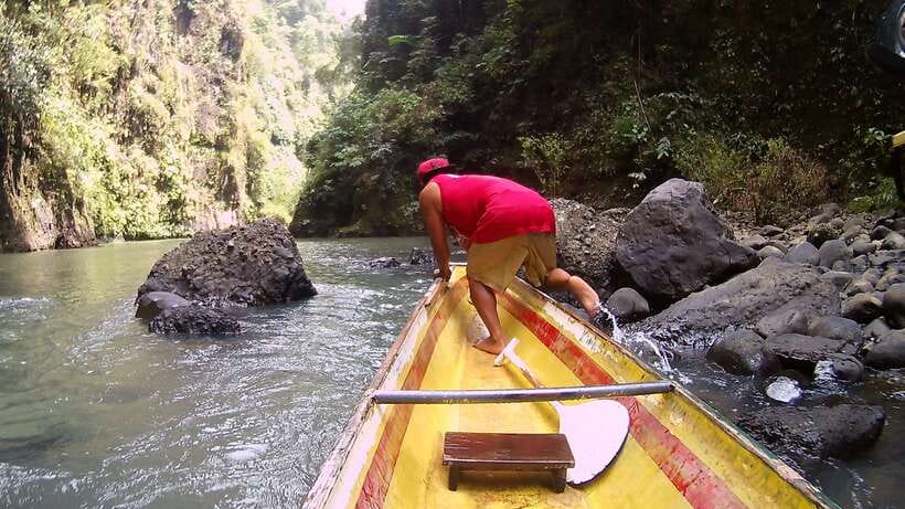 From Manila: Majestic Pagsanjan Falls Adventure - Guides can shape the day