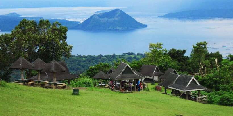From Manila: Panoramic Tagaytay Ridge Tour - Weather, clothing, and practical limits