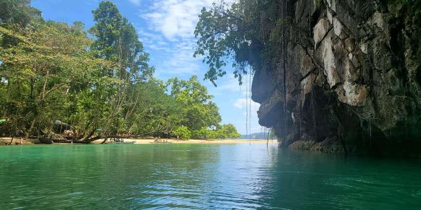 From Puerto Princesa: Underground River Guided Day Trip - Weather, safety, and clothing advice