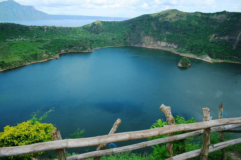 Full-Day Manila City, Tagaytay Taal Volcano and Lake Tour - Tagaytay Ridge and the unusual view of Taal