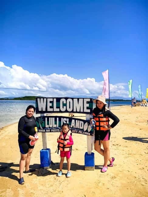 Honda Bay Island Hopping Tour – A Perfect Day in Paradise - Weather, seasickness, and practical comfort