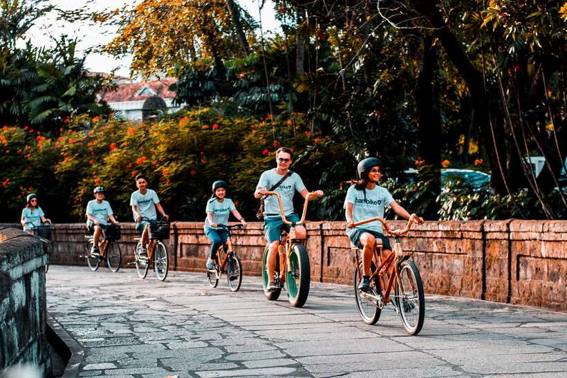 Intramuros, Manila: Historical Bamboo Bike Tour - Japanese cannon and Puerta Real Gardens