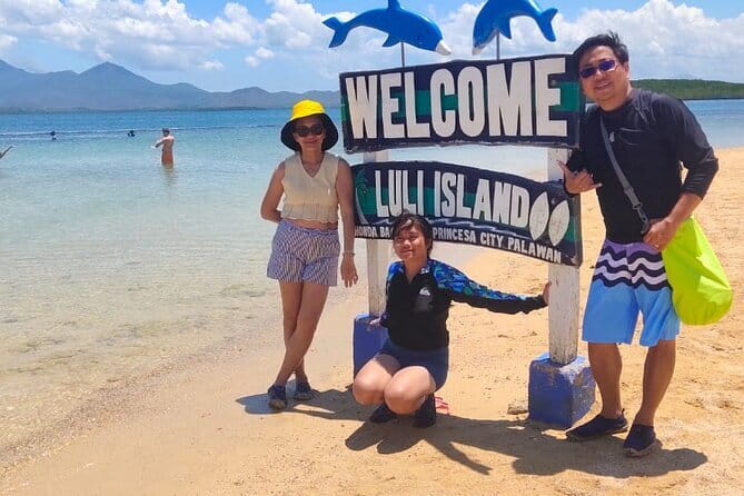 Joiners Honda Bay Island Hopping Tour - Cowrie Island: the practical first stop