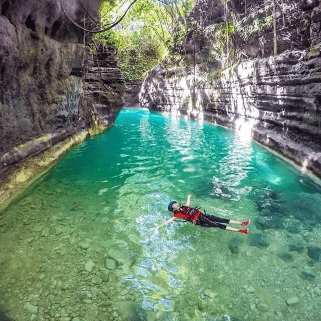 Kawasan Falls Canyoneering Transfers from Cebu with Lunch - Kawasan Falls rewards the effort