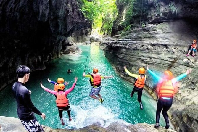 Kawasan Falls Canyoneering w/ Lunch & Transfers from Cebu City - The long road from Cebu City to Badian