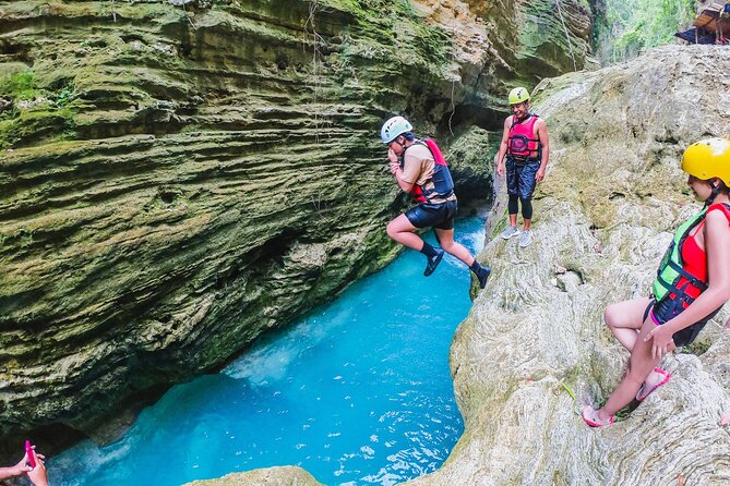 Kawasan Falls Canyoneering w/ Lunch & Transfers from Cebu City - Is $122 a fair price?