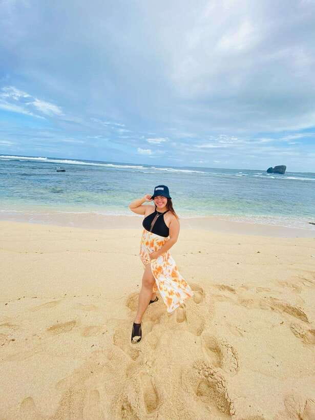 Land Tour Joiners - Secret Beach gives you an early swim