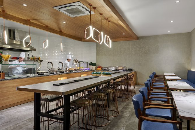 Mactan Cebu International Airport Plaza Premium Lounge - Families get more than just a buffet