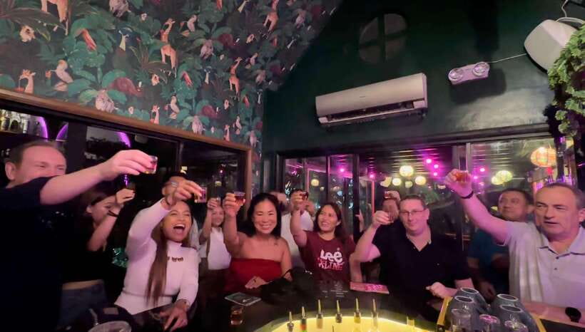 ⭐ Makati Bar Hopping and Pub Crawl Tour with Venus ⭐ - Why Poblacion works for a guided night out