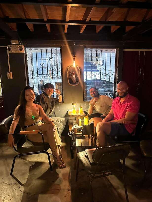 ⭐ Makati Bar Hopping and Pub Crawl Tour with Venus ⭐ - Cocktails, local beer, and changing atmospheres