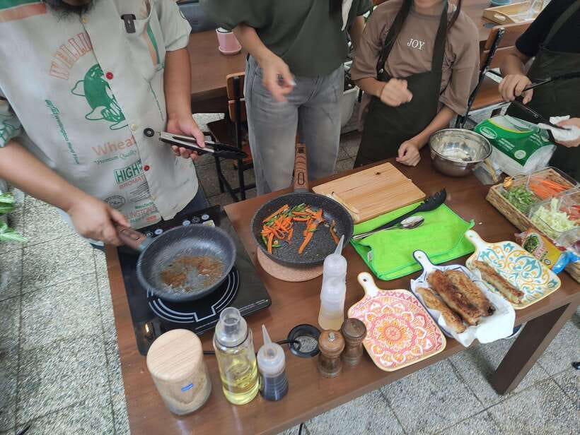 Makati: Hands on Manila Cooking Class - Preparing pancit, a Filipino noodle favorite