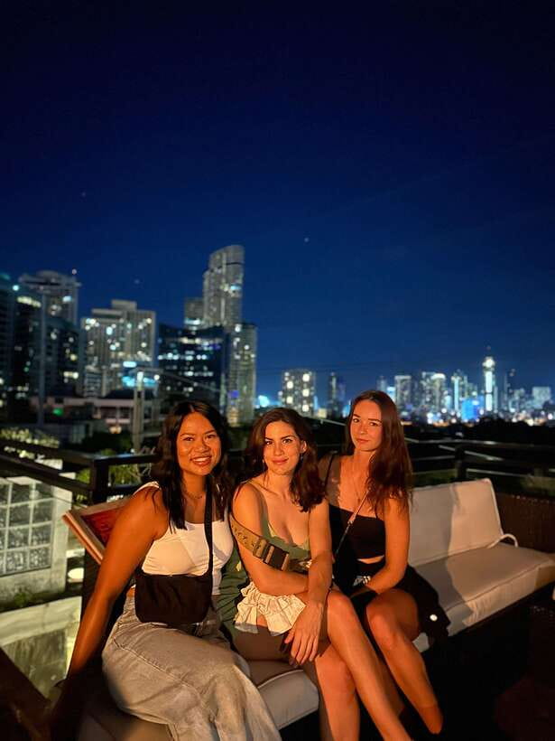 Makati Hidden Bars and Rooftop Bars with Venus - Your first cocktail and a chance to meet the group