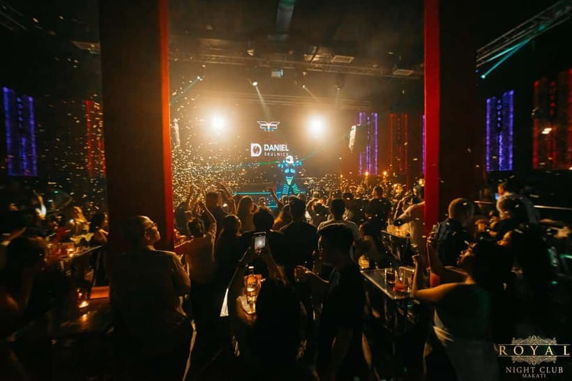 Makati Nightlife: VIP Access to Clubs, Rooftops & Go-Go Bars - Practical rules for a smooth night