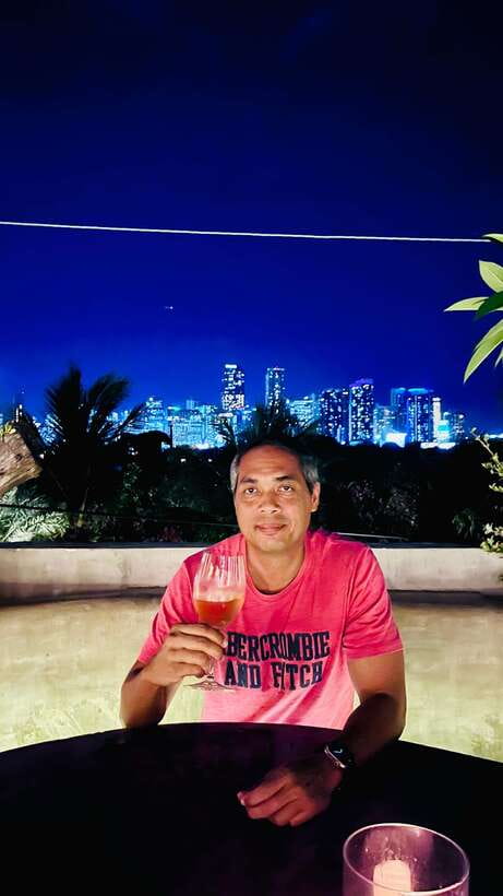Makati Rooftop Barhopping with Local Guide - Four Makati rooftops, four different views