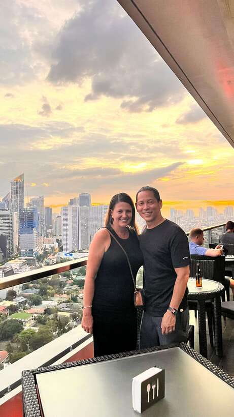 Makati Rooftop Barhopping with Local Guide - Starting at Firefly Restaurant on the 32nd floor