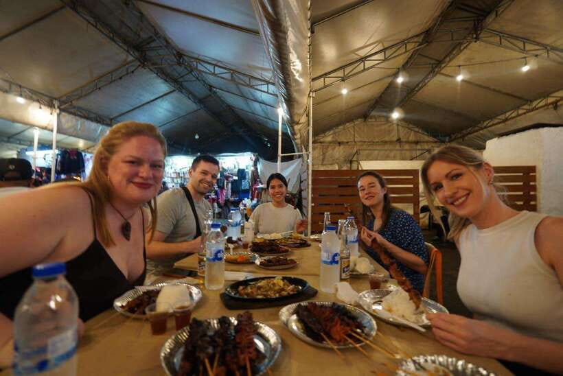 Makati: Street Food Experience with a Local Guide - Meeting in Makati after dark