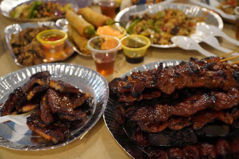 Makati: Street Food Experience with a Local Guide - Filipino food, local beer, and refreshments