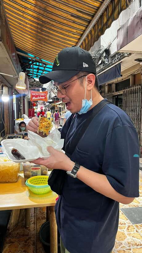 Manila Chinatown Food Tour with Local Guide - Ongpin and Quiapo add more than extra walking