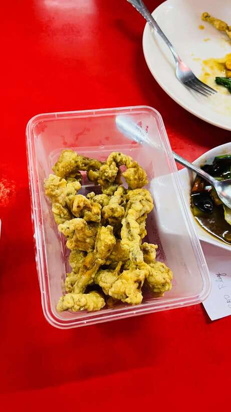 Manila Chinatown Food Tour with Local Guide - Starting inside the cafe with Mari or Tessie
