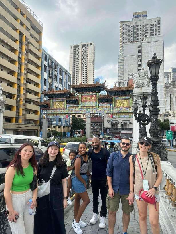 Manila Chinatown Hidden Gems with Venus - Ongpin Street and Chinese food