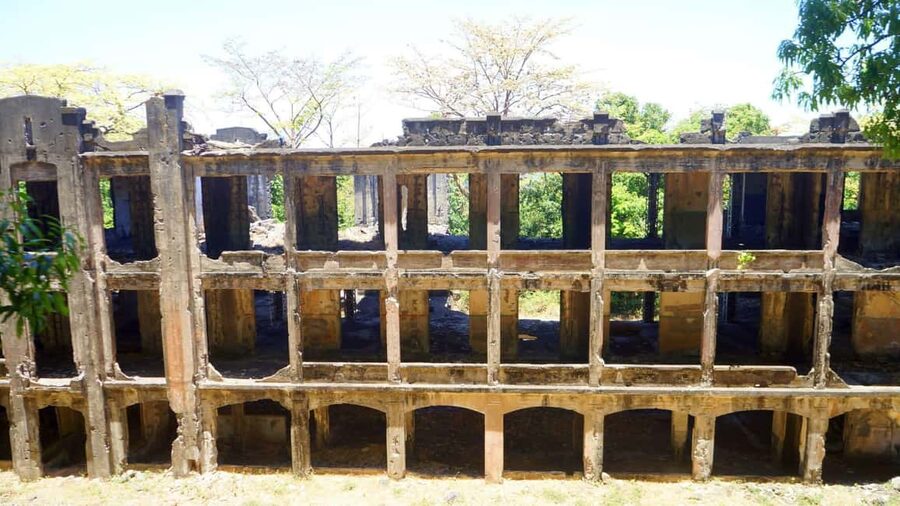 Manila: Corregidor Island Guided Tour w/Hotel Pick up & Drop - Battery Way and Battery Hearn show the island’s firepower