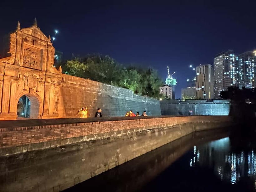 Manila: Enchanting Night Tour of Manila's Historic Landmarks - Who will enjoy this evening tour