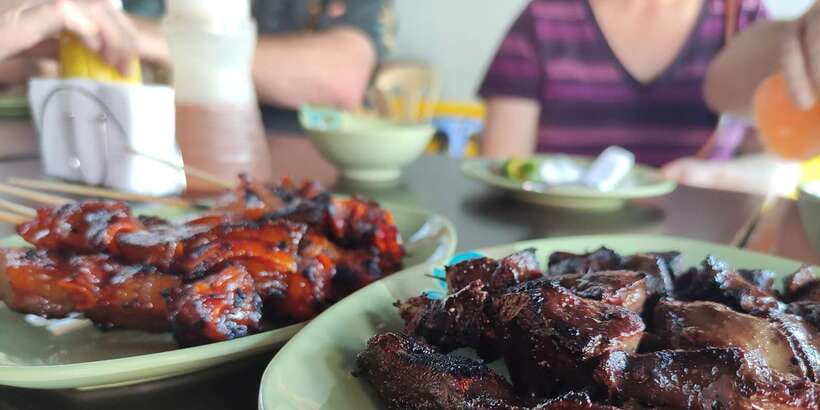 Manila Food Tour: Introduction to Philippine Street Food - Grilled skewers and sizzling bites