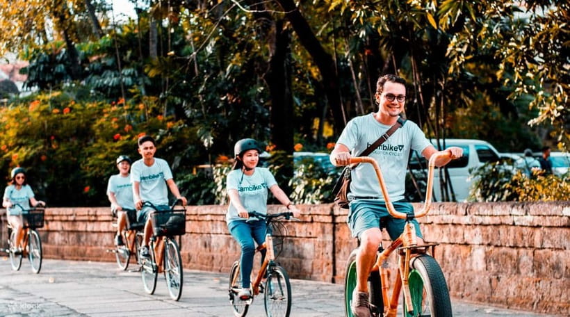 Manila: Guided Sunset Bamboo Bike Tour in Intramuros - Why a bamboo bike works so well in Intramuros