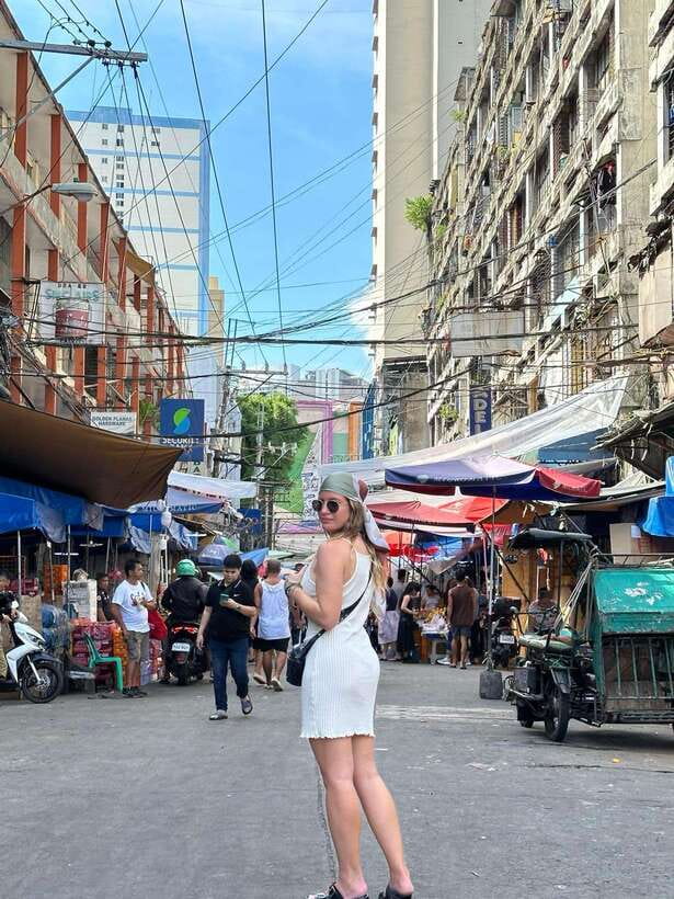 Manila: Hidden Gems Guided Tour - Food and coffee at a local eatery