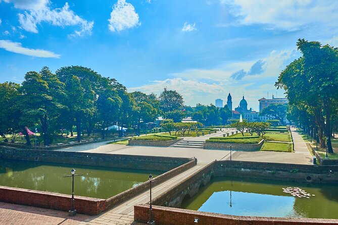 Manila Historical Highlights Private Half Day Tour - Casa Manila recreates colonial domestic life