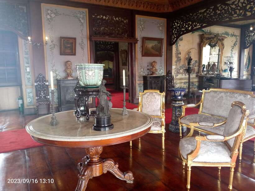 Manila: Intramuros Tour ( Dark) - General Luna Street and the Philippine-American War