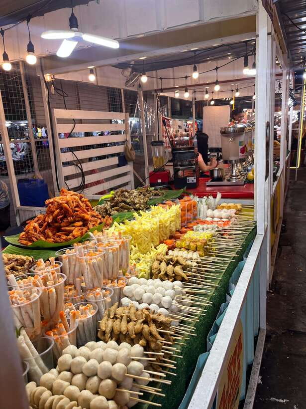 Manila Night Market with Local Guide - Who will enjoy this Manila night tour?