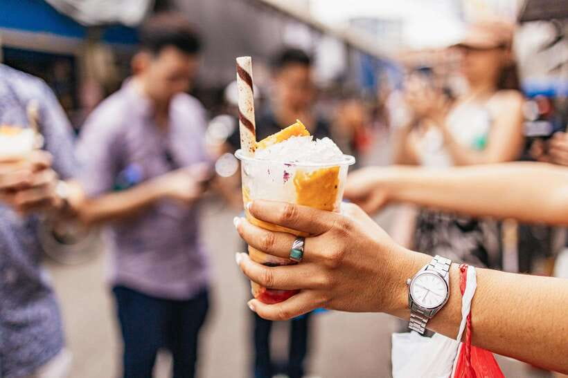 Manila: Street Food and Drinks Walking Tour with Tastings - Halo-halo is the proper finish
