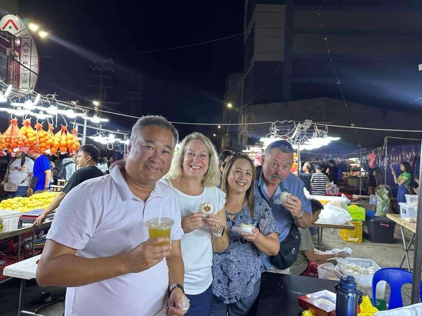 Manila Street food and Night Market Tour - Divisoria and Ilaya Street: Shopping Streets With Quick Bites