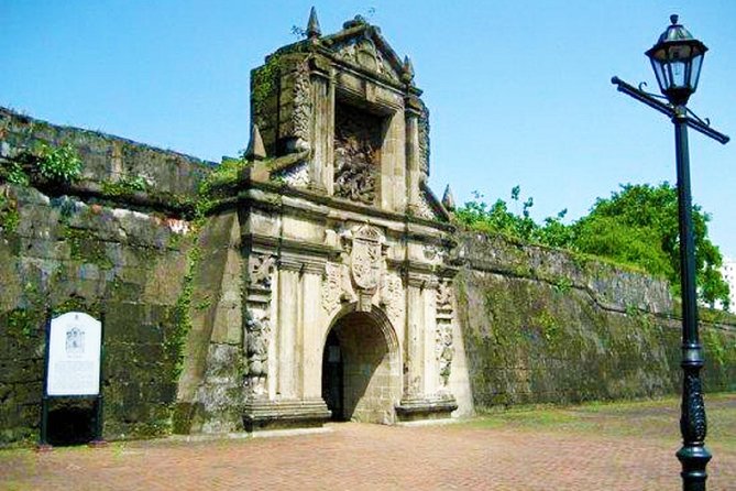 Manila Super Saver: Manila Sightseeing plus Tagaytay Tour with Taal Volcano - One day, two very different sides of Luzon