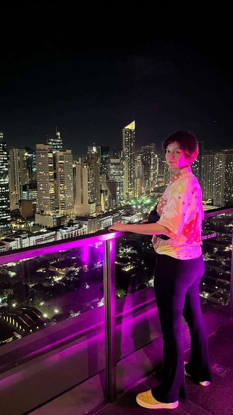 Manila Ultimate Nightlife Pub Crawl - From speakeasy mood to neighborhood pub