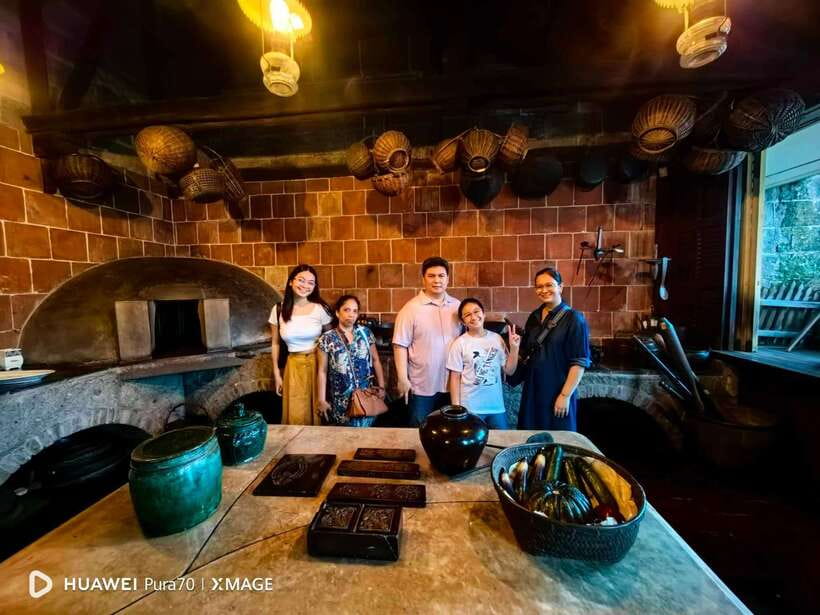 Manila: Walled City Intramuros Walking Tour - What the guide adds to the experience
